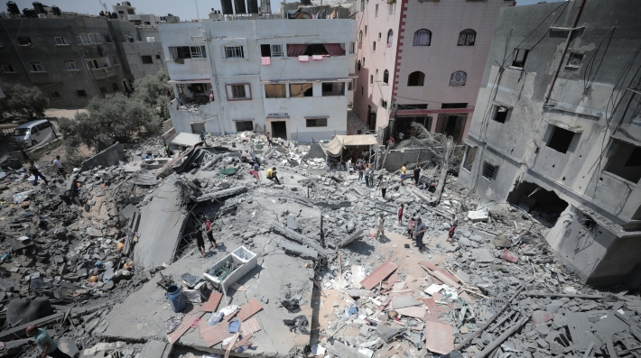 Rubble of destroyed buildings in the Gaza Strip | Photo by Mohammed Ibrahim on Unsplash  